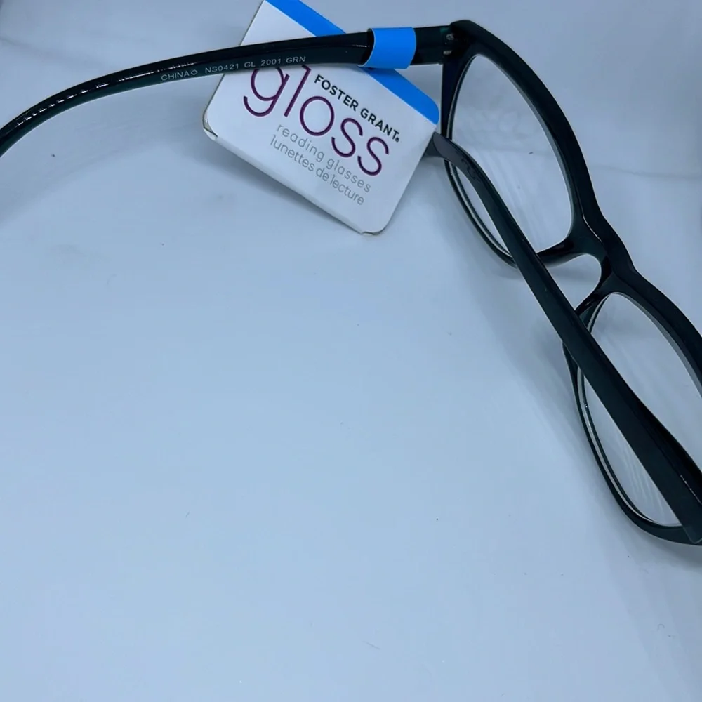 NWT Foster Grant Women's Gloss GL 2001 GRN GREEN Reading Glasses +2.00 Black